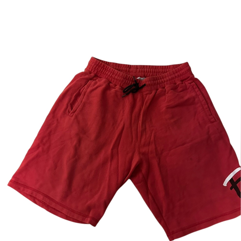 Vintage Fila Size L sweat shorts